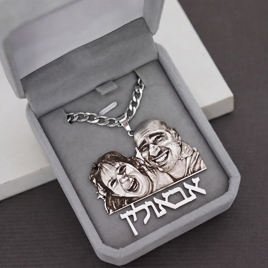 Personalized Necklace With Photo And Engraved Portrait 